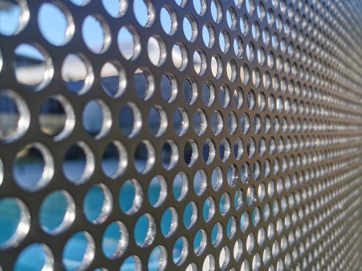 Key Features & Benefits